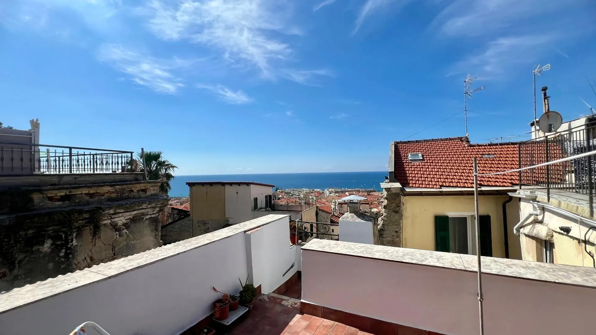 Διαμέρισμα Suite Terrace In Pigna - Σαν Ρέμο